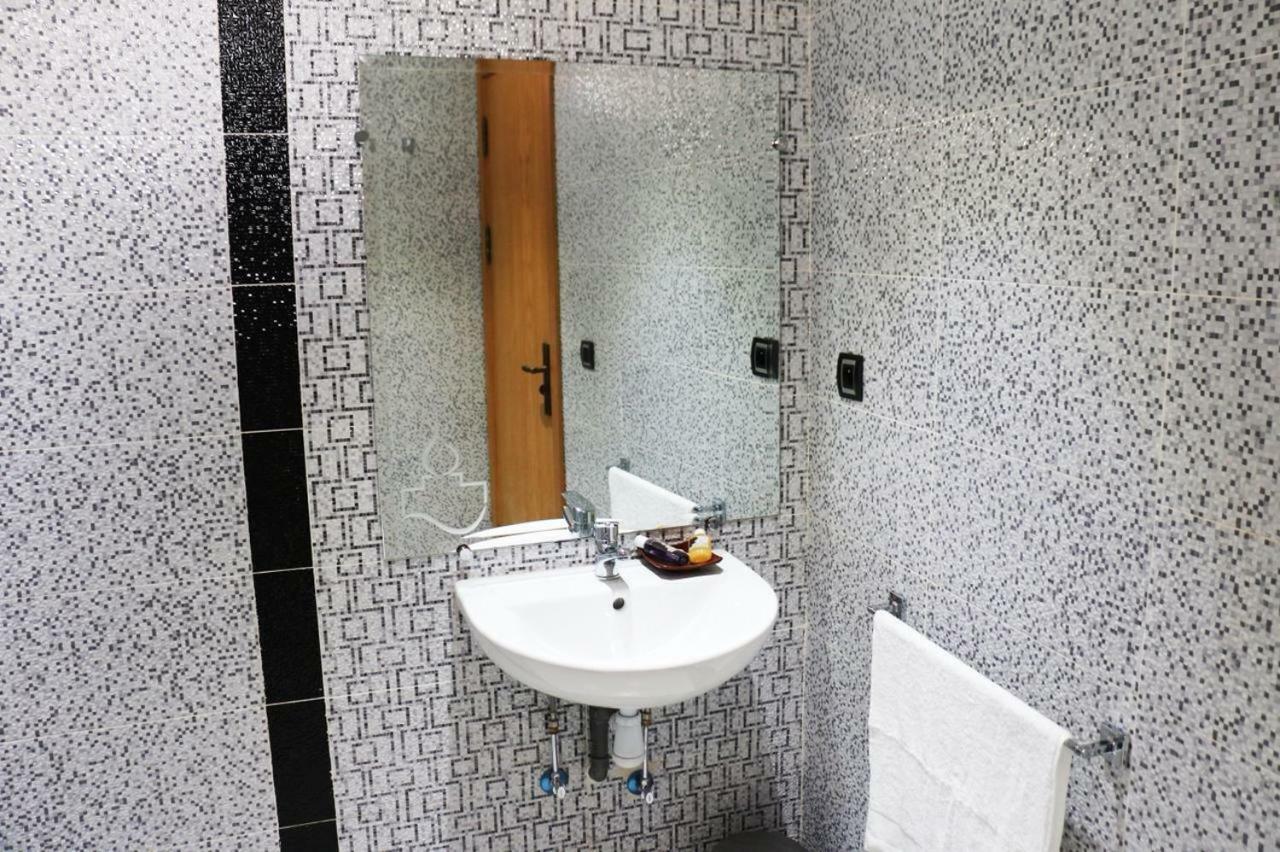 Hotel Dar Amghar Tafraout Esterno foto